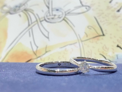 【大阪】Something Blueの婚約指輪・結婚指輪