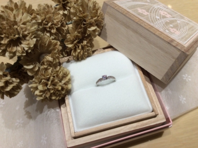 【大阪】GRAMAの婚約指輪
