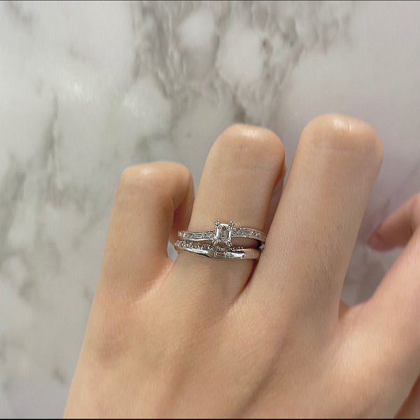 ORECCHIOの婚約指輪と結婚指輪の重ね付けはgarden心斎橋