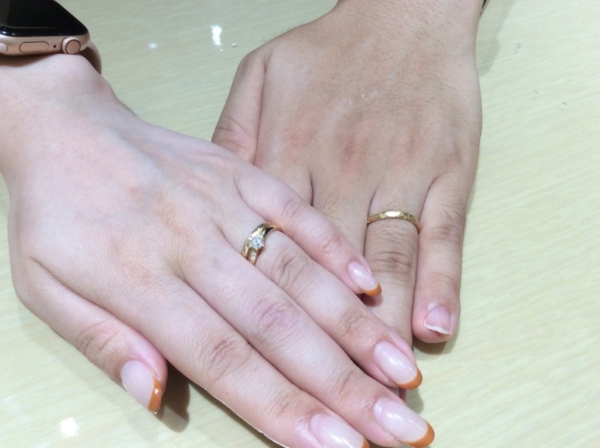 堺市北区｜ロゼットの婚約指輪・ユカホウジョウの結婚指輪をご成約いただきました