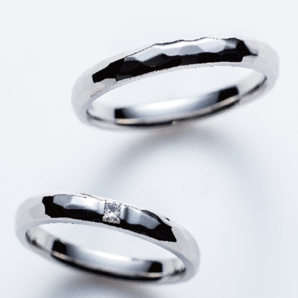 結婚指輪で知っておきたい！指輪のデザイン・形を完全解説【槌目】